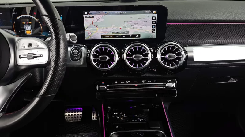 Mercedes-Benz GLB-Class