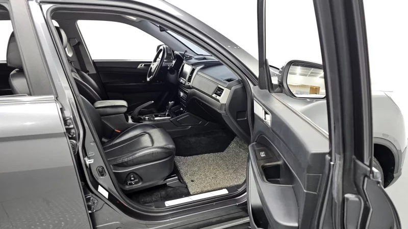 SsangYong Rexton Sports