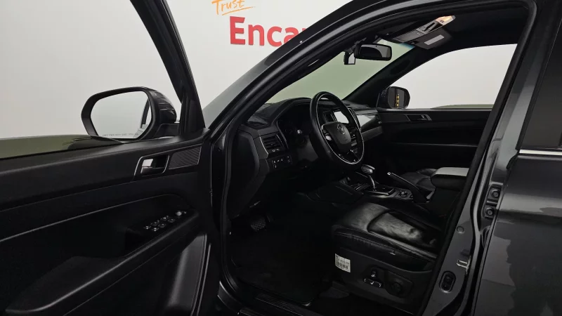 SsangYong Rexton Sports