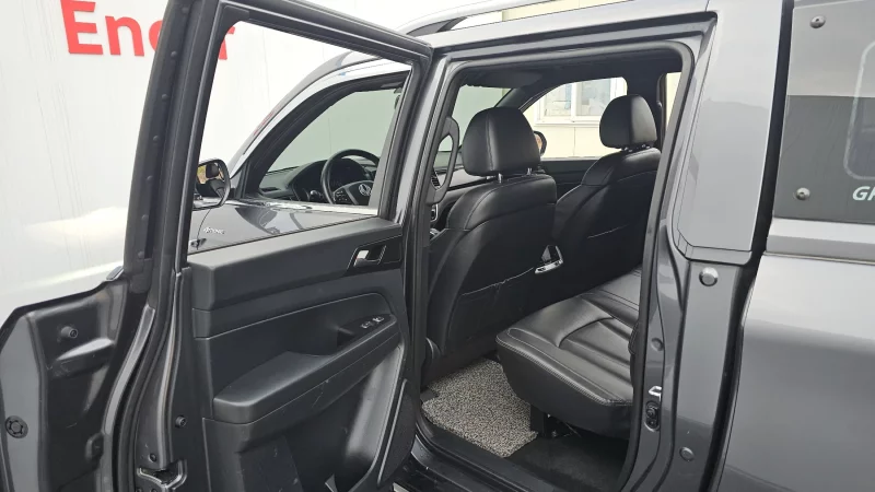 SsangYong Rexton Sports Khan