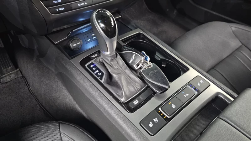 Hyundai Genesis
