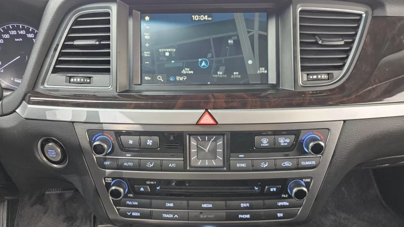 Hyundai Genesis