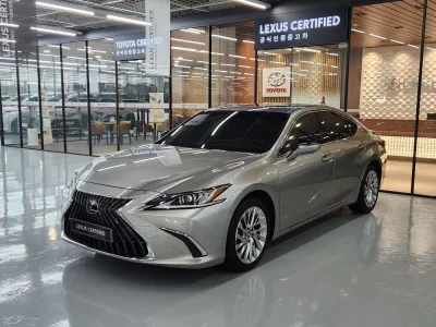 Lexus ES300h