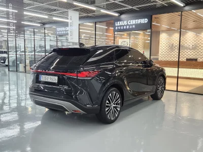 Lexus RX450h+