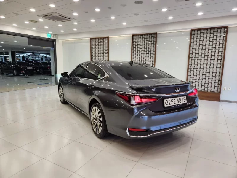 Lexus ES300h