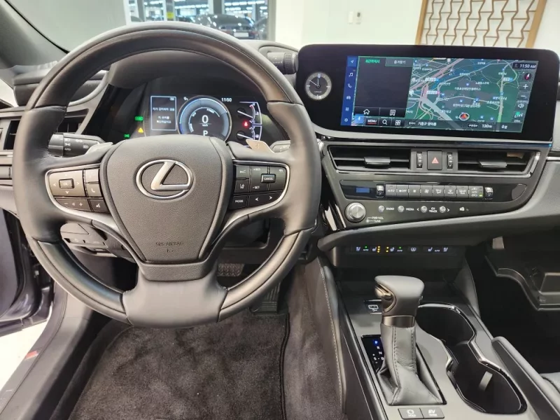 Lexus ES300h