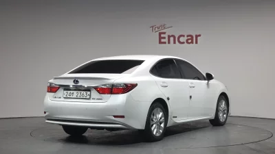 Lexus ES300h