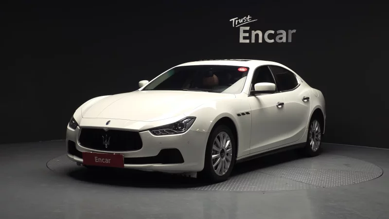 Maserati GHIBLI