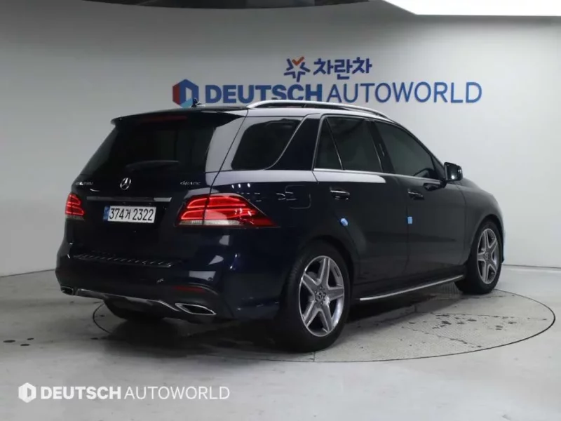 Mercedes-Benz GLE-Class