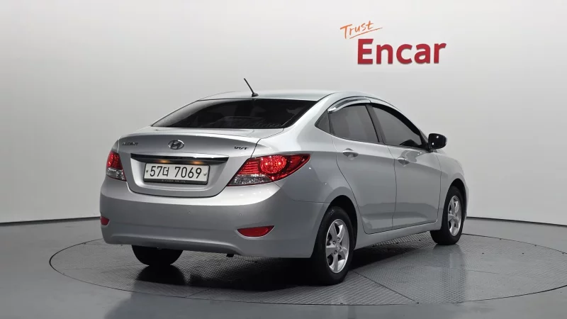Hyundai Accent