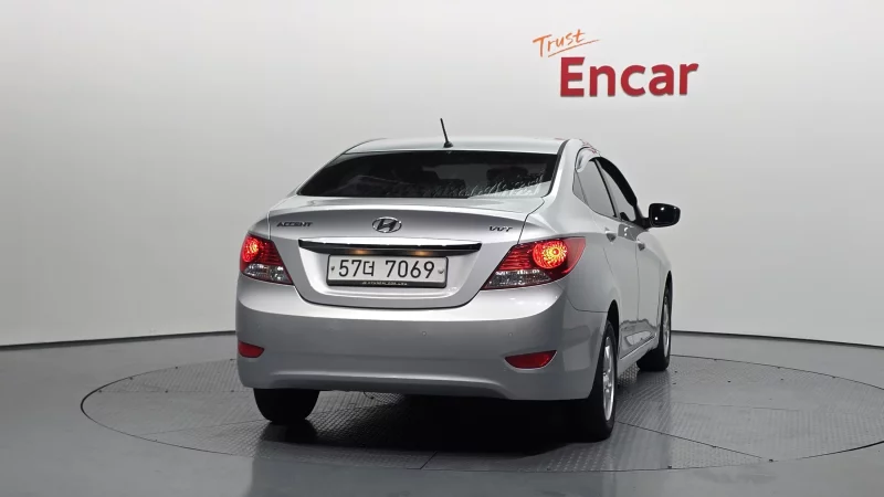 Hyundai Accent