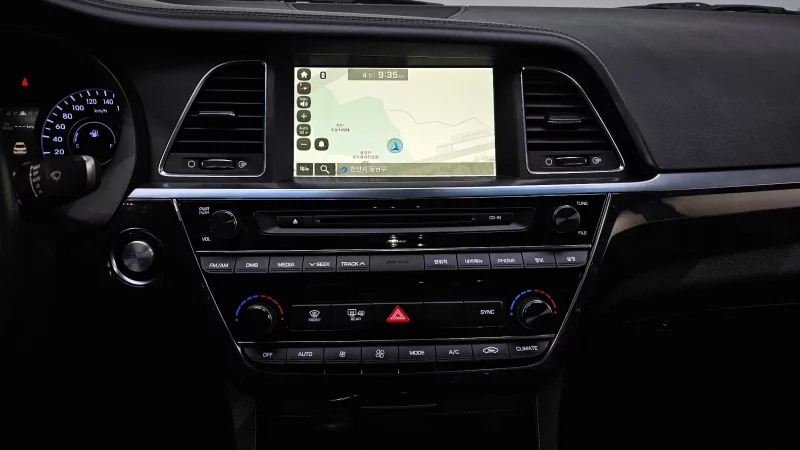 Hyundai Aslan