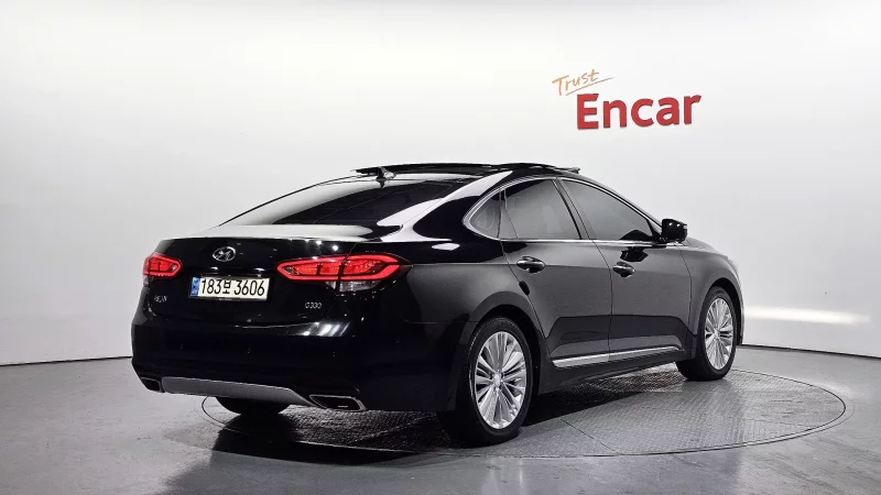 Hyundai Aslan