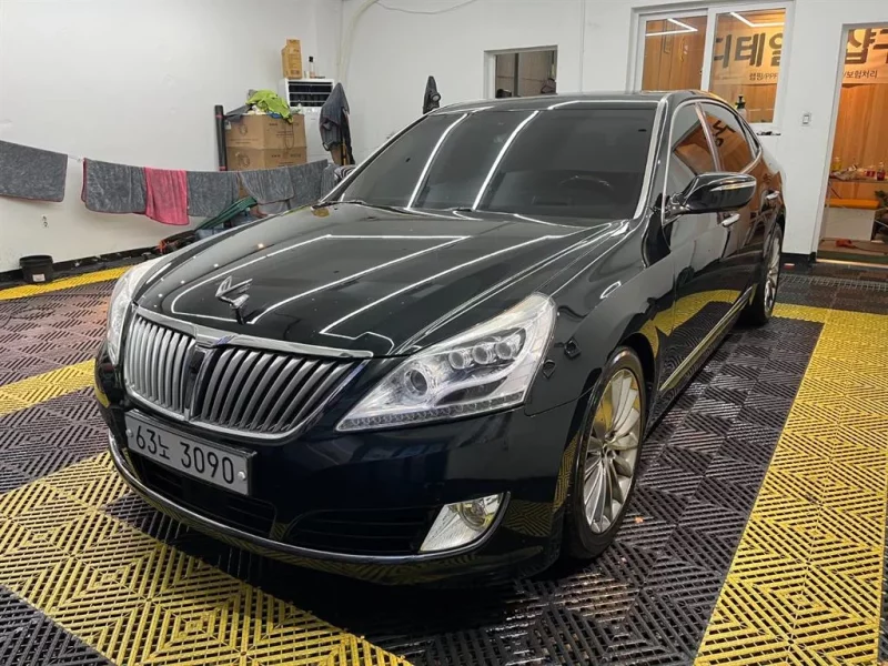 Hyundai Equus