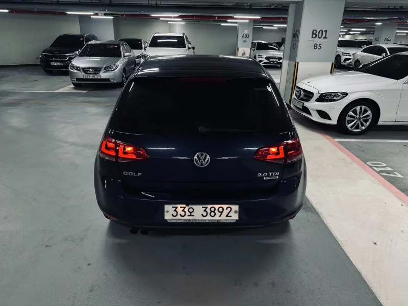 Volkswagen GOLF