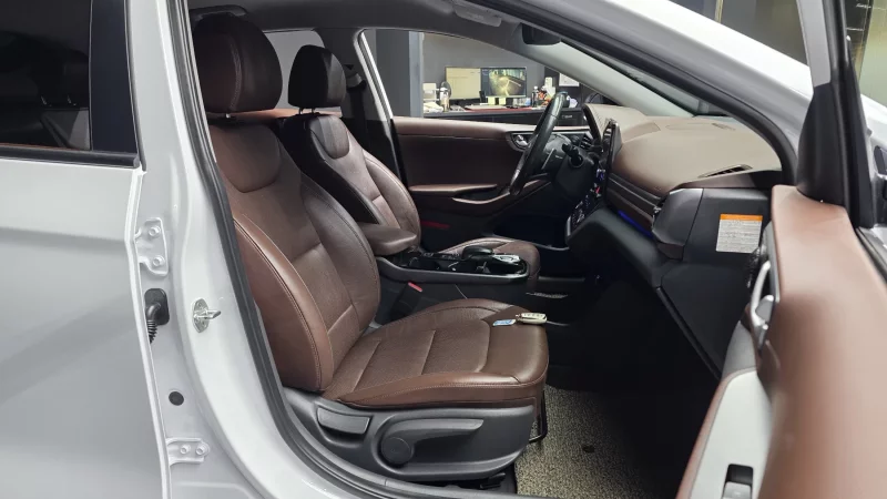 Hyundai Ioniq