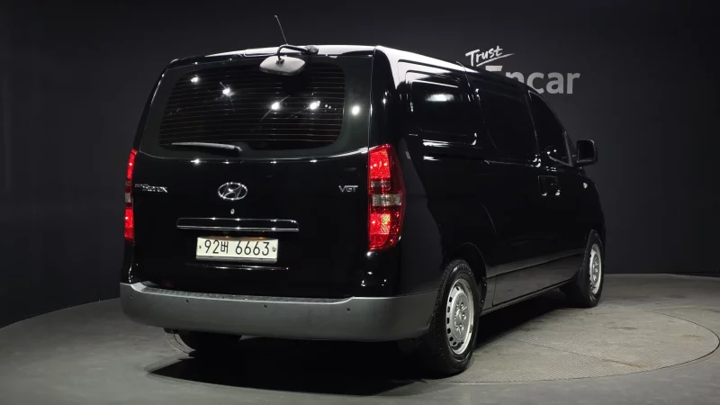 Hyundai Grand Starex