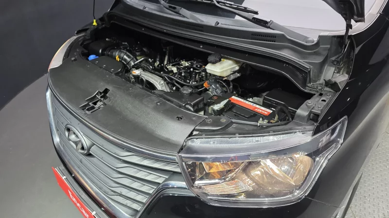 Hyundai Grand Starex