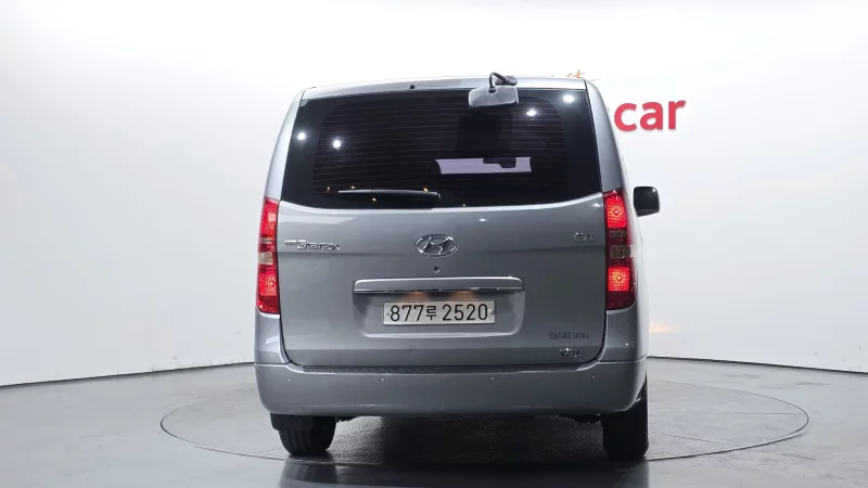 Hyundai Grand Starex