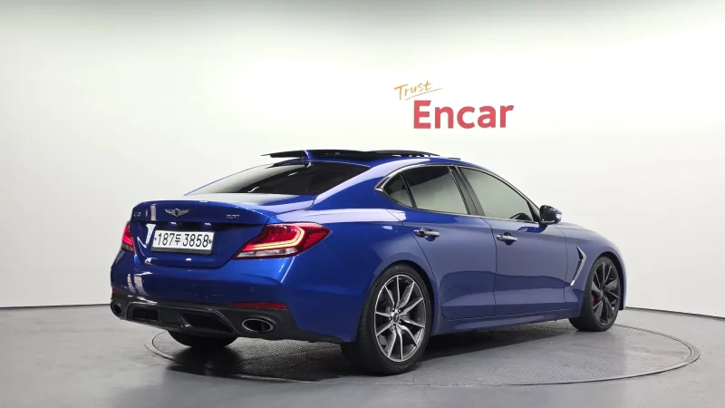 Genesis G70