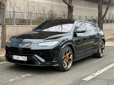 Lamborghini URUS