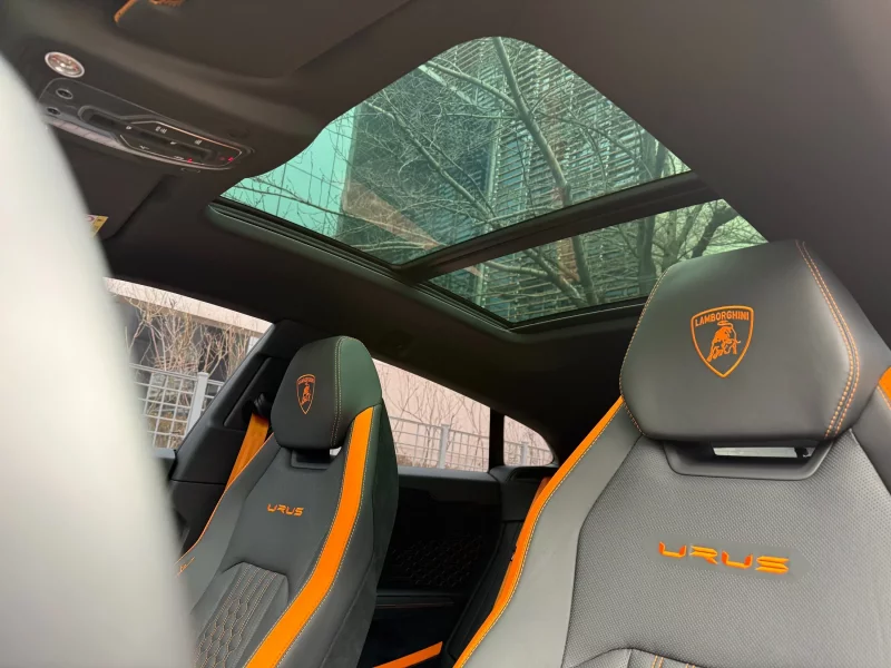 Lamborghini URUS
