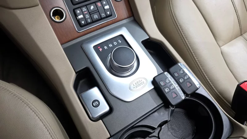 Land Rover DISCOVERY