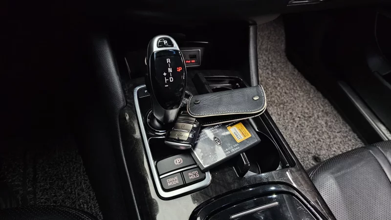 Kia K9