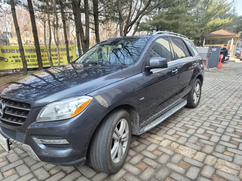 Mercedes-Benz M-class