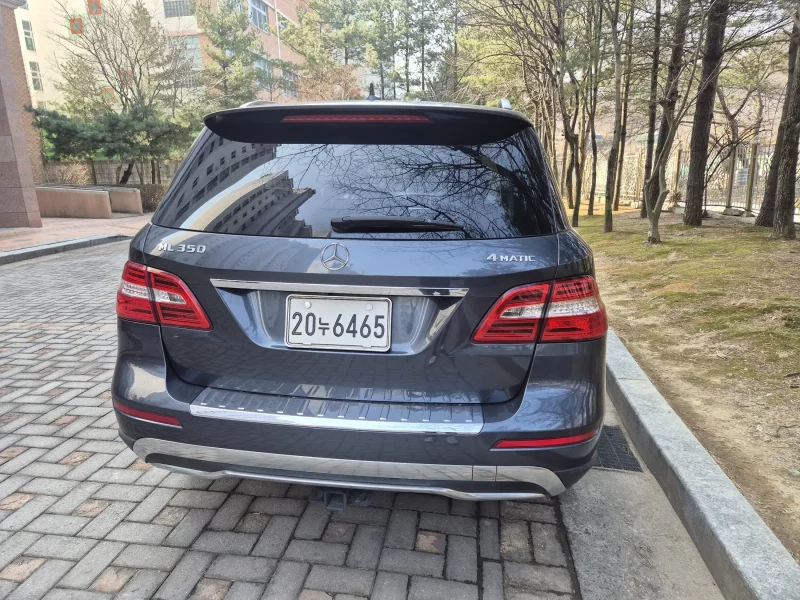 Mercedes-Benz M-class