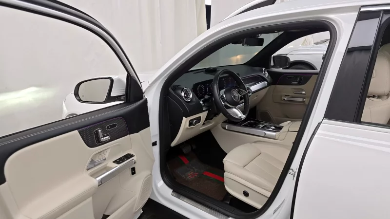 Mercedes-Benz GLB-Class