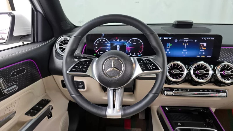 Mercedes-Benz GLB-Class