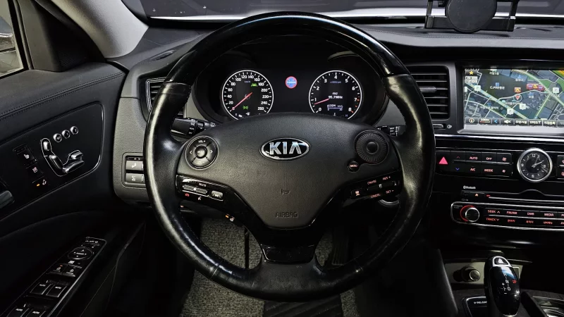 Kia K9