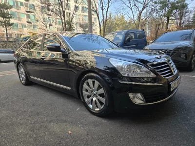 Hyundai Equus
