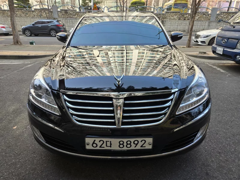 Hyundai Equus