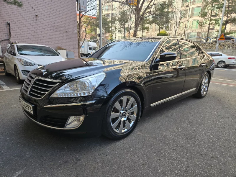 Hyundai Equus