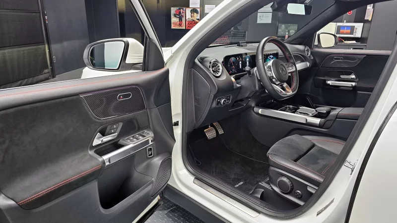 Mercedes-Benz GLB-Class