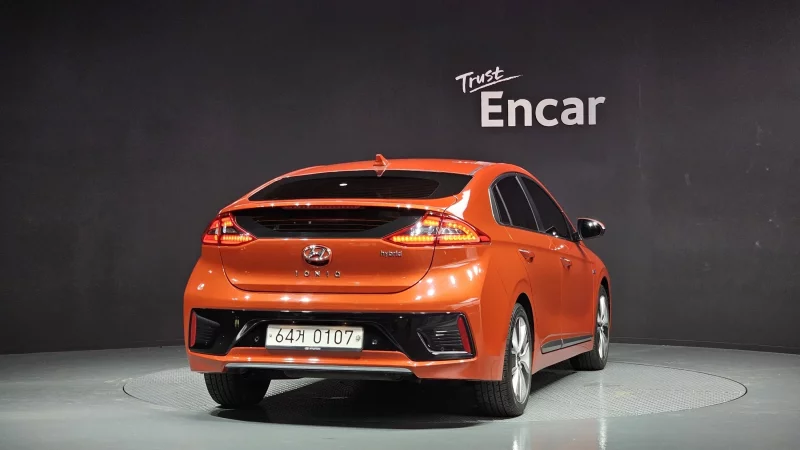 Hyundai Ioniq