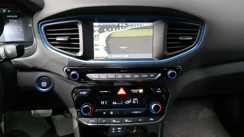 Hyundai Ioniq