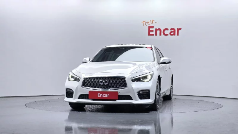 Infiniti Q50