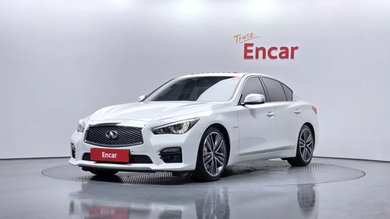 Infiniti Q50