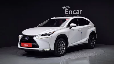 Lexus NX300h