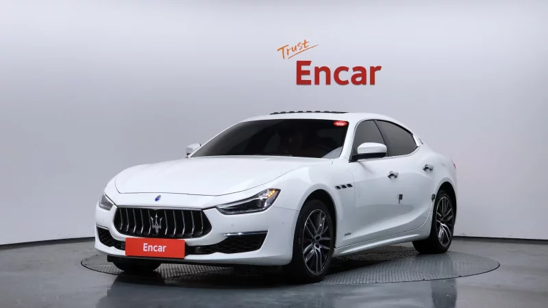 Maserati GHIBLI