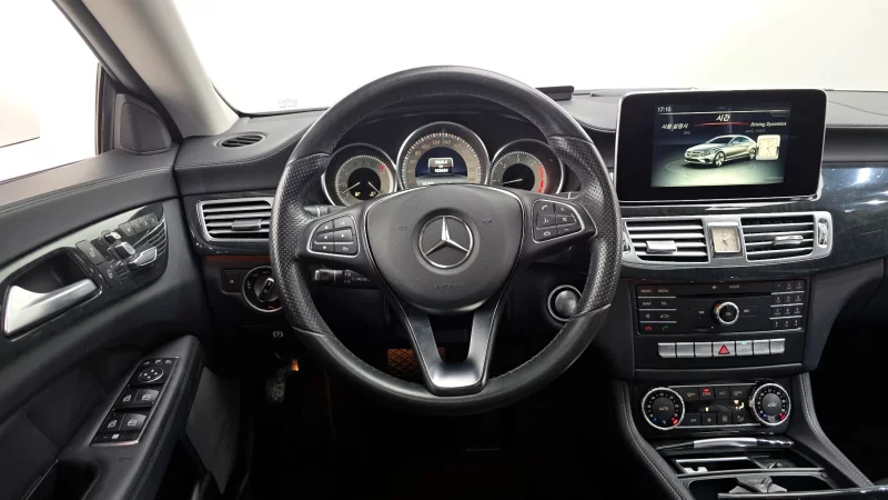 Mercedes-Benz CLS-Class
