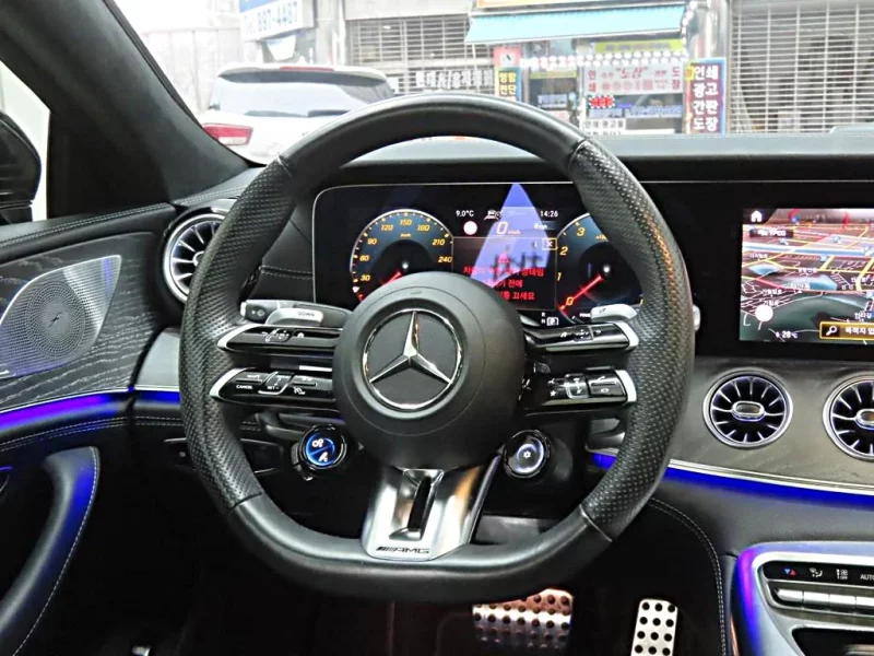 Mercedes-Benz AMG GT