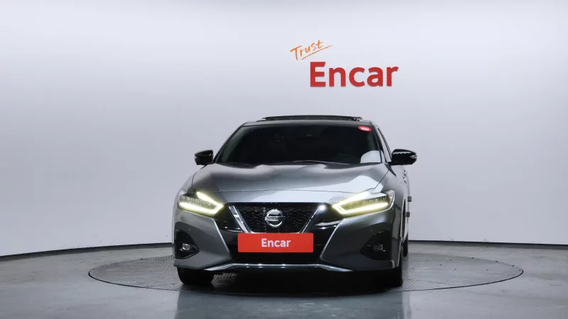 Nissan MAXIMA