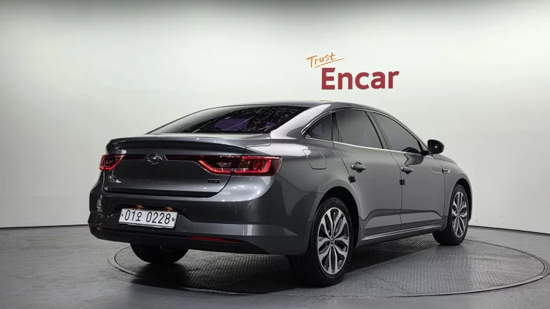 Renault Samsung SM6