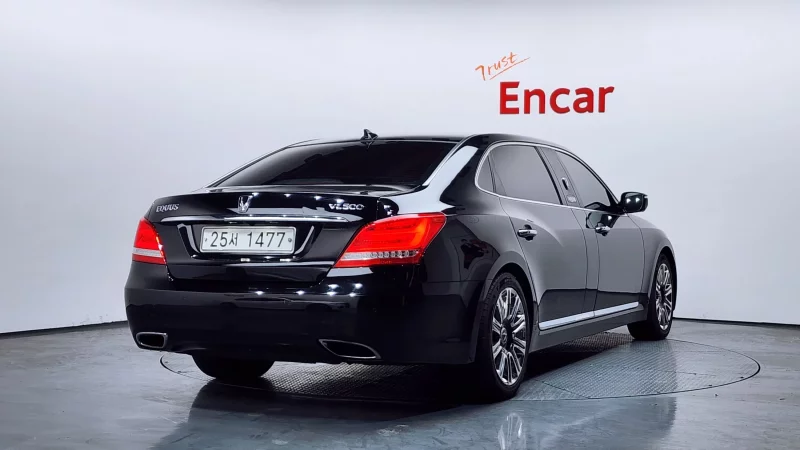 Hyundai Equus