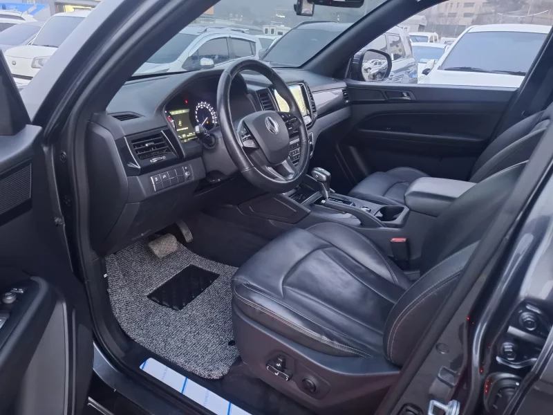 SsangYong Rexton Sports Khan