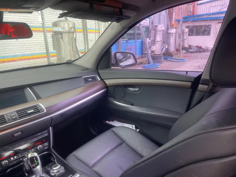 BMW 5-Series Gran Turismo